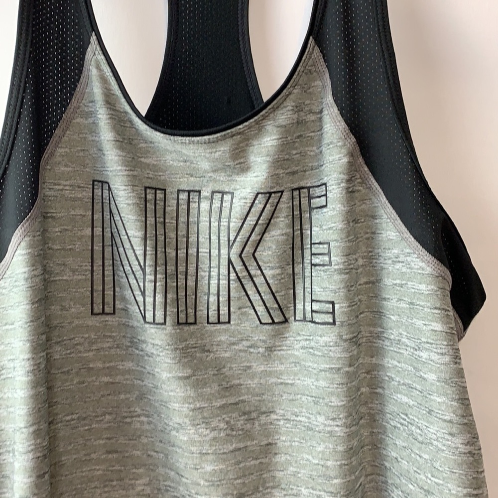 Nike Exercise Tank Top - Picture 2 of 6